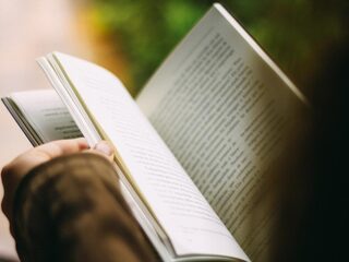 'We schrokken ons te pletter, dit is al het derde jaar Boek&Bal'