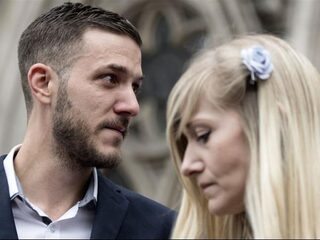 Waarom krijgt baby Charlie in Nederland zoveel aandacht?