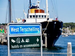 Vandaag op NPO Radio 1: Dr Kelder en Co live vanaf Terschelling en drie duels in de Eredivisie