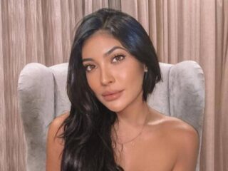 Indonesisch transgendermodel uit mannencel gehaald na kritiek