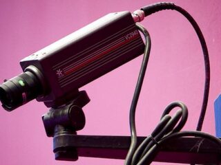 Camera’s langs sportvelden, een uitkomst of schending van privacy?