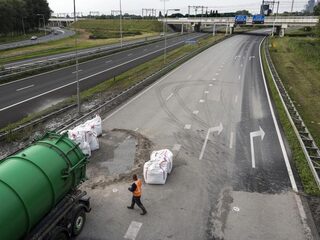 A2 bij knooppunt Amstel nog steeds afgesloten