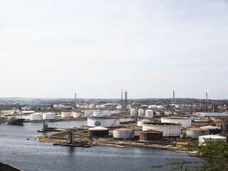 Onderzoek: banken investeren nog volop in fossiele brandstoffen