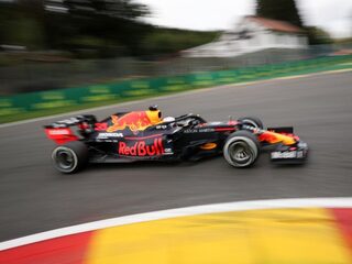 Verstappen na eerste trainingen op Spa: 'Goed aan het weekend begonnen'