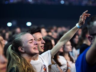 Deze muziek is veel te populair om binnen de kerkmuren te blijven