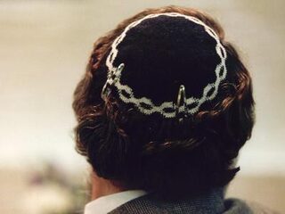 SGP-Kamerlid Bisschop reageert op toenemend antisemitisme in Europa