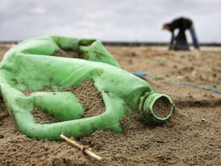 Europa voert strijd tegen wegwerpplastic op