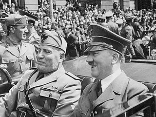 Sterfdag Mussolini: 'Wanneer een dictator sterft, is zijn carrière niet voorbij'