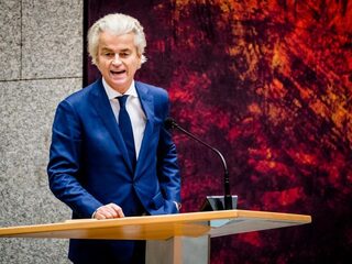 Ruben L. Oppenheimer: Kabinet moet steun uitspreken voor recht vrijheid van meningsuiting