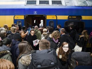 NS verwacht recorddrukte in september