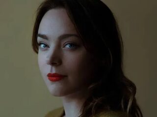 Fotograaf Justine Tjallinks maakt schilderachtige portretten opgebouwd uit wel tweehonderd lagen