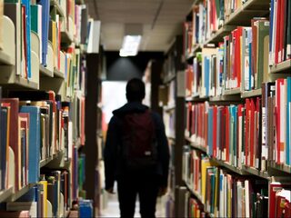 Stand.nl: De term 'laagopgeleid' moet in de ban