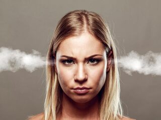 Zo voorkom je dat je boos wordt van de honger