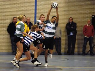 Surinaams korfbalteam wil Marokkaans voetbalelftal achterna