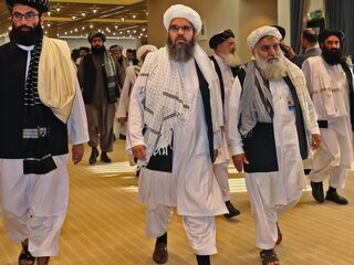 Taliban en VS sluiten akkoord over bestand en aftocht Amerikaanse troepen