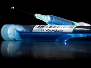 Europese Commissie wil soepelere regels in jacht op vaccin