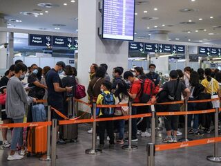 Onduidelijkheid bij Nederlanders Wuhan: 'We krijgen mondjesmaat informatie'