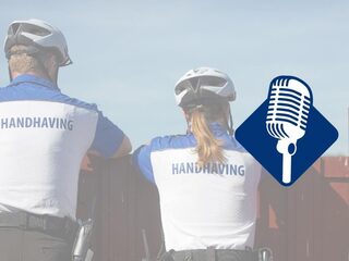 Podcast De Dag: Wat moet je doen als je een hekel aan je buren hebt?