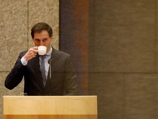 Is een overschot van 11 miljard euro nou goed of slecht nieuws?