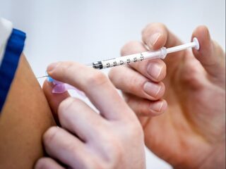 16 en kwetsbaar: chronisch zieke Jip valt buiten vaccinatieboot