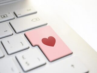 Consumentenbond: online datingsites slordig met privacy