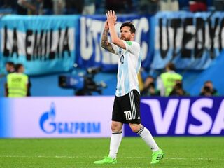 Vandaag op NPO Radio 1: liefdesrelaties van de toekomst en WK Voetbal