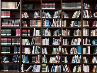 Vrij Nederland gaat non-fictie boeken uitgeven