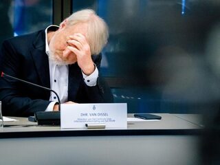 'Media zijn te stellig met prognoses RIVM'