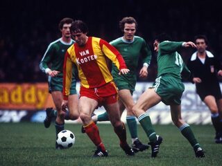 Terug naar de dag dat Cees van Kooten debuteerde in Oranje en de winnende scoorde