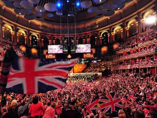 Schrappen Britse liederen: 'zo jagen media ons op de kast'