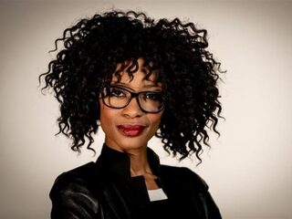 Rond de 20 mensen worden vervolgd vanwege belediging Sylvana Simons