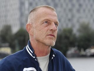 ‘Een boek schrijven is hetzelfde als het plaatsen van een wc-pot’