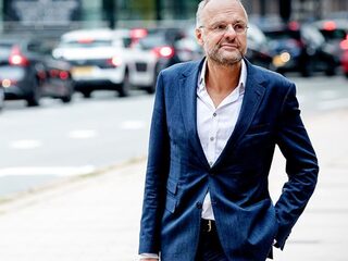 'Laat democratische vernieuwing niet over aan het kabinet'