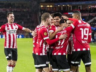 PSV zet zichzelf voor schut tegen RKC in bekertoernooi