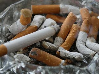 Waarom is roken niet verboden?