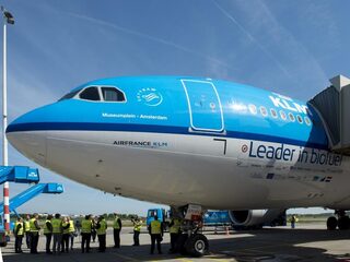 Helpt je vliegreis compenseren echt voor het milieu?