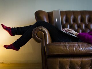 FNV wil veiliger werkplek: zeker in de zorg en bij distributiecentra