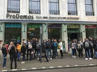 Kamervoorzitter grijpt in na misbruikschandaal bij ProDemos