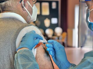 'Zet het leger in bij vaccineren'