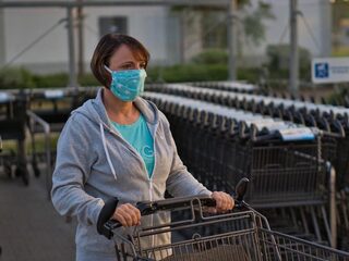 'Belast winkeliers niet met mondkapjesbesluit: verplicht ze gewoon'