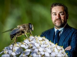 Klaas Dijkhoff gaat de bij redden