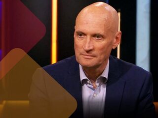 Mediaforum: Voor straf een paar maanden geen talkshows meer voor Ernst Kuipers