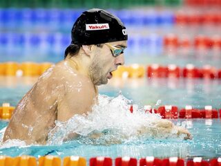 Zwemmer Kamminga verbaast vriend en vijand met wereldtijd