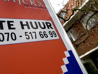 Podcast De Dag: steeds hogere huurprijzen, is daar iets aan te doen?