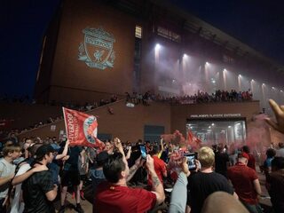 Gedrag uitzinnige Liverpool-fans veroordeeld: 'Dit kon je op je vingers natellen'