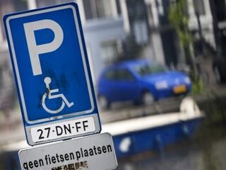 Gehandicapten worstelen zich door jungle aan parkeerregels