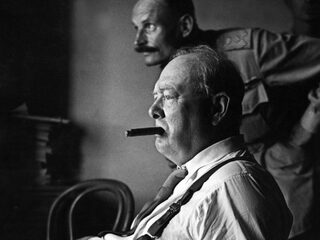 Rokers in de wereldpolitiek: '20 sigaren per dag, proficiat excellentie!'