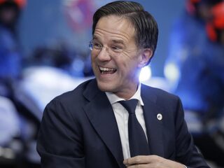 Crisis in Nederland maar Rutte blijft 'lekker optimistisch'