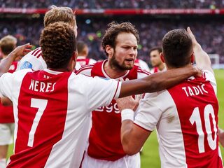 Tiental Ajax klopt PSV
