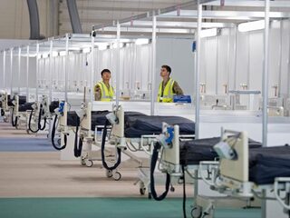 Artsen in Engeland: zorgstelsel kan coronavirus niet aan